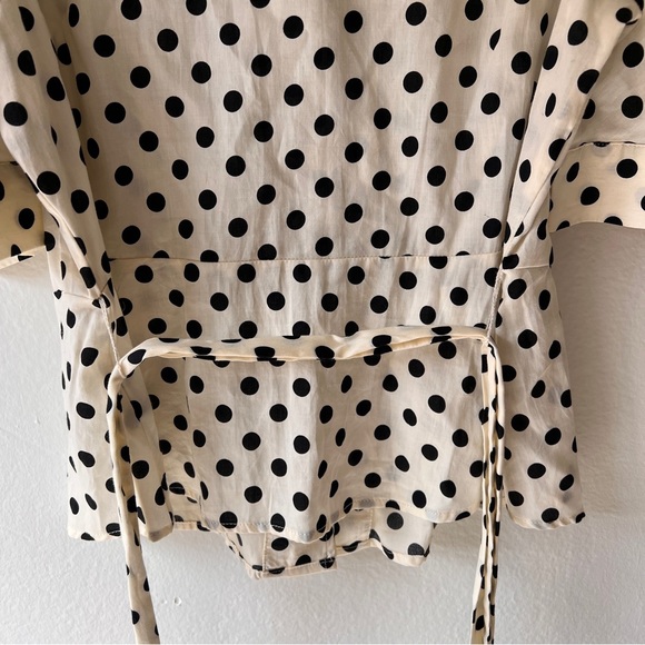 Like New Who What Wear Cream Polka Dot Tie Blouse, Puff Sleeves, size: M - Picture 7 of 8